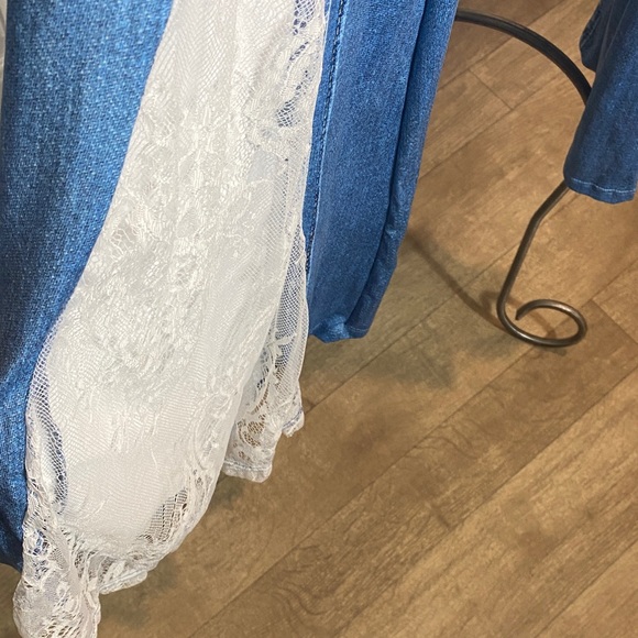 Blue Lace Trim Leggings - Picture 6 of 11